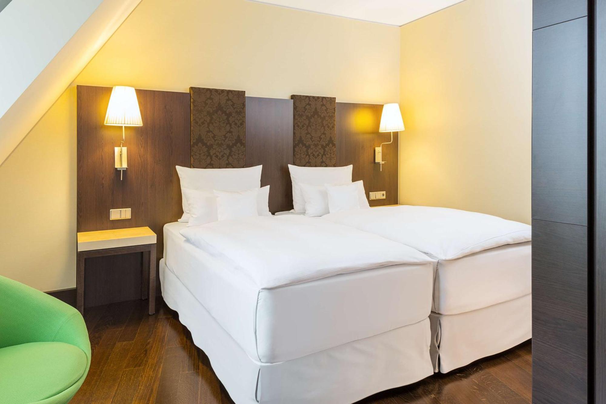 เอ็นเอช คอลเล็คชั่น เดรสเดน อัลท์มาร์ค Hotel ภายนอก รูปภาพ
